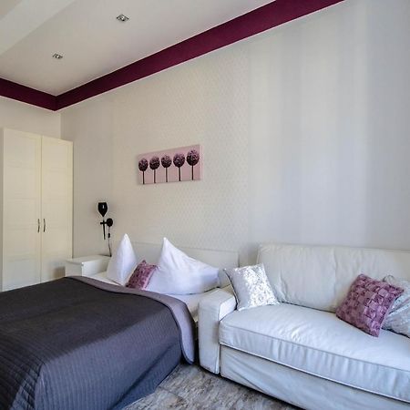 Design Apartment By Ruterra Praag Buitenkant foto