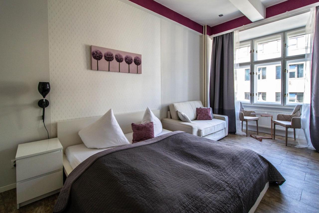 Design Apartment By Ruterra Praag Buitenkant foto